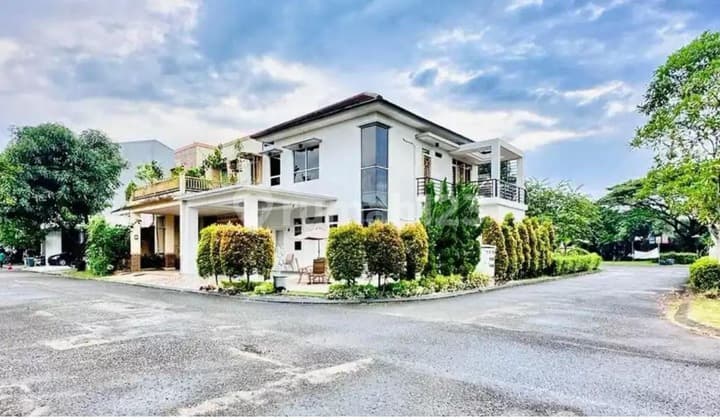 Dijual Rumah Dlm Perumahan Besar Exclusive Jatimelati