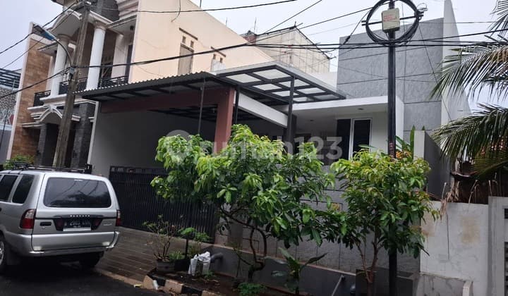 Rumah Bagus 1 Lantai Bangunan Kokoh Didalam Komplek Dpr Nyaman Lokasi Pinggir Jl Raya Di Pulo Gebang Jakarta Timur