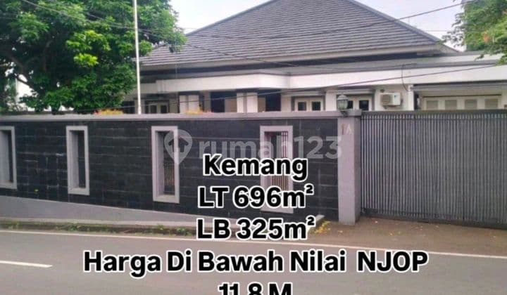 For Sale Exclusive House in the Elite Kemang Area South Jakarta