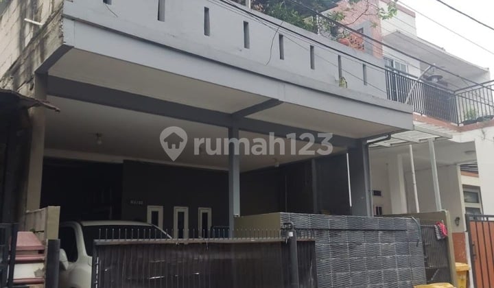 Rumah 2 Lantai Type Mezanin Dalam Cluster Siap Huni Dalam Perumahan Besar Puri Gading