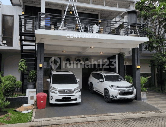 For Sale Nice Strategic House In Bintaro Sector 9