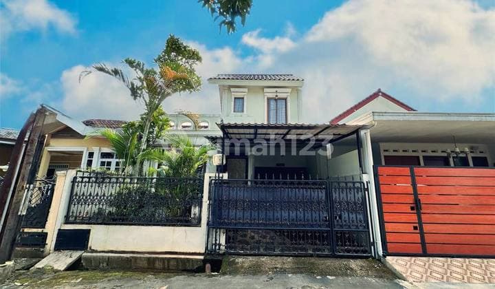 Beautiful, Move-in Ready and Spacious Cinere House, Already with Light Steel, at the Lowest Price.