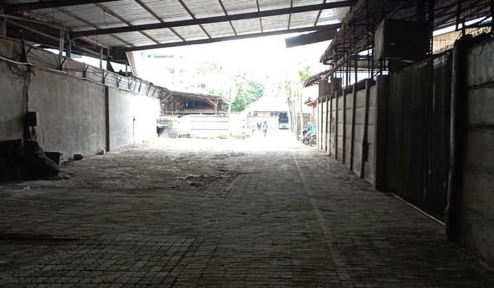 Dijual Gudang Pinggir Jalan Raya Cipondoh Pinang Tangerang, RY