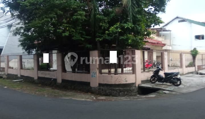 Dijual Rumah Luas di Tanjung Duren Utara, Ref Rurr