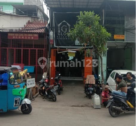 Strategic Shop House for Sale at Jl Kh Moh Mansyur, Jembatan Lima, Tambora, South Side.