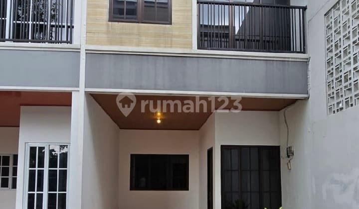 Rumah Murah di Jaksel Mini Townhouse Pesanggrahan Siap Huni