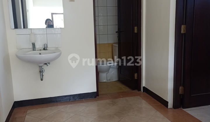Rumuh 2 Lantai Siap Pakai Palarang, Bandung Barat, Jawa Barat, Indonesia, 40553, Bandung Barat Bagus