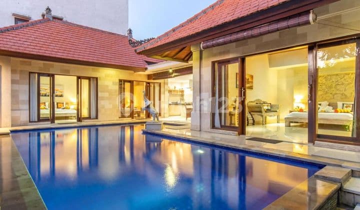 Disewakan Villa 1 Lantai 3 Kamar Dekat Pantai Sanur Az0127