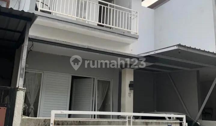 For Sale 2-Story House with Water Heater in Denpasar Gp