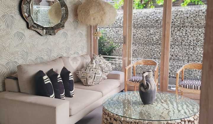 Dijual Villa Furnish Private Pool Di Kerobokan Rick