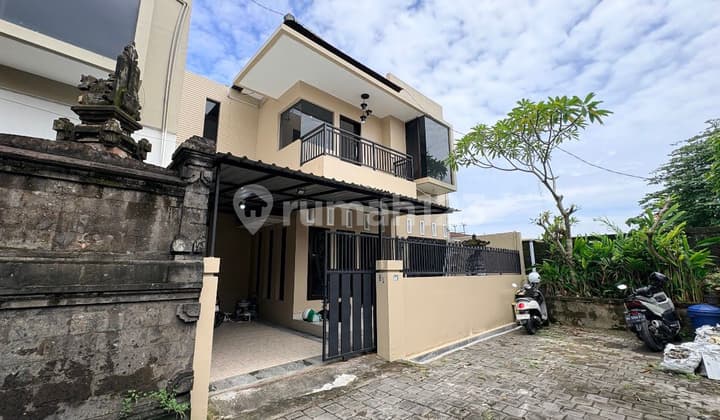 Siap Huni Rumah Lantai 2 Paling Ujung di Renon Adisap