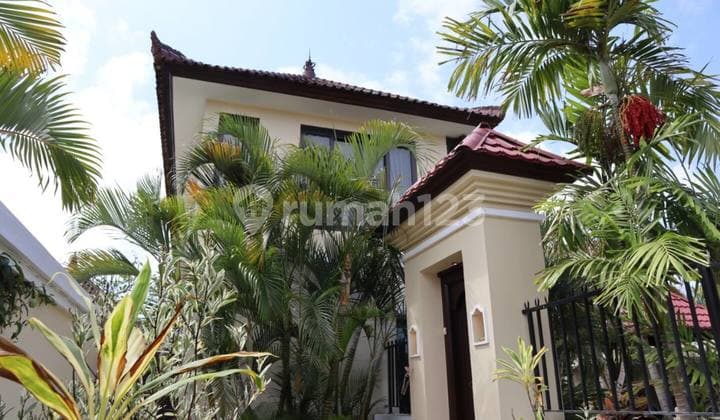 Disewakan Tahunan Villa 3 Kamar Di Ungasan Az0116
