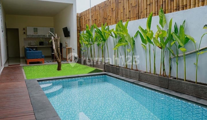 Disewakan Villa Private Pool Dekat Pantai Batu Bolong Cc