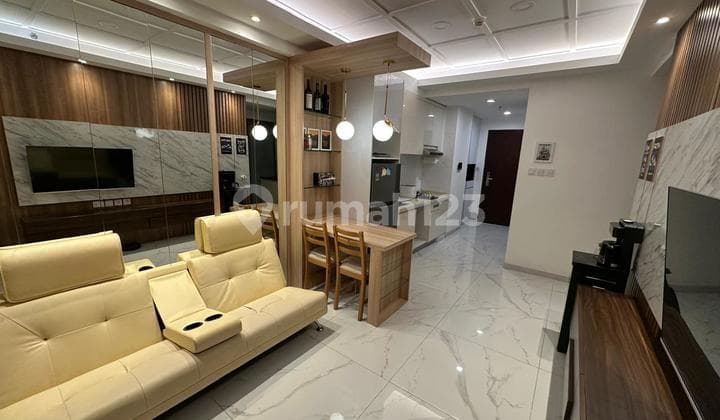 For Rent: Luxurious and Very Nice Skyhouse Apartment