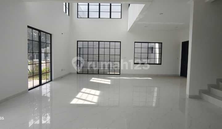 Disewa Rumah 10X20 Pik 2 Villa Pasir Putih 2 Lantai Unfurnished Kosongan