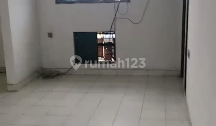 Warehouse for Business Rent in Kalideres