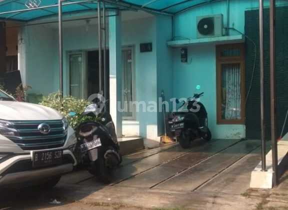 Dijusl Rumah Dlm.cluster Di Cipadu Tangsel