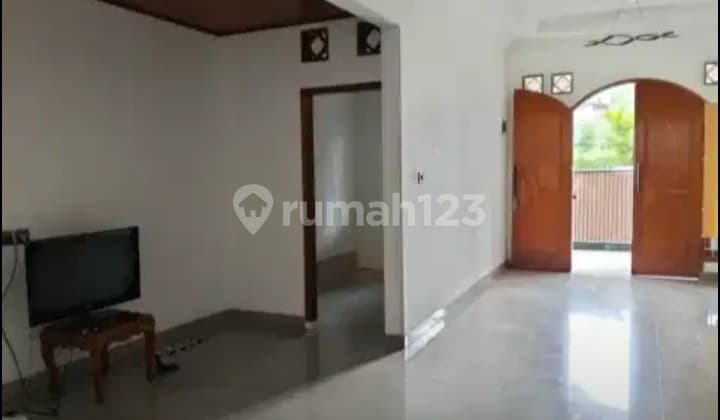 Rent a House at Bukit Nusa Indah Complex, Ciputat, South Tangerang