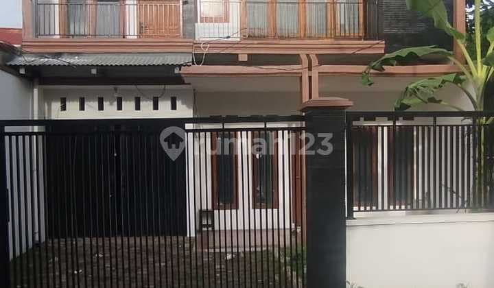 Dijual Rumah 2 Lantai Joglo Kembangan