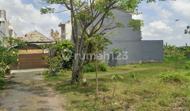 Strategic Land Near Living World Denpasar Timur
