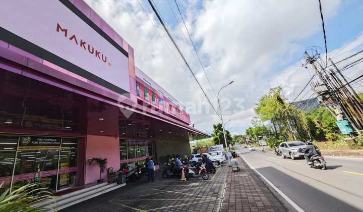Bonus Land with Adjacent Building at Clandys Jimbaran