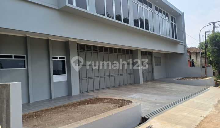 Ruang Usaha Baru Di Kota Baru Parahyangan Bandung Barat