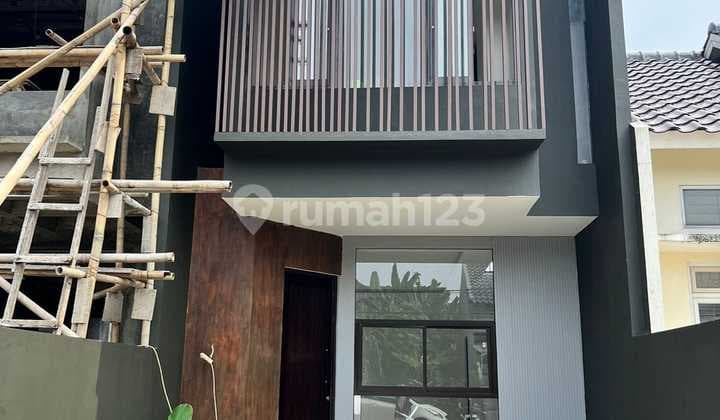 Rumah Mewah 2lantai Letak Strategis di Jati Asih