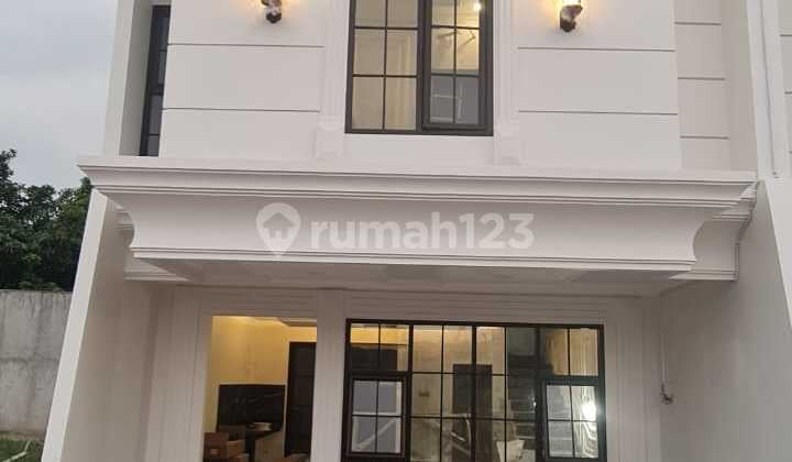 Exclusive House Siap Huni, Strategis Dekat Tol Jatibening