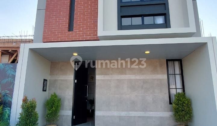Rumah 0 Dp Surabaya Timur Kawasan Comersial Area Rumah 2 Lantai Shm Baru Selatan