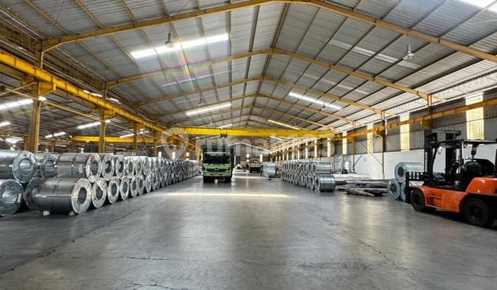 For Sale Light Steel Factory with Production Machinery on Raya Menganti, Gresik.