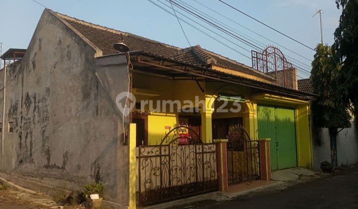Rumah di Perumahan Dekat Sma Tn Akmil Magelang