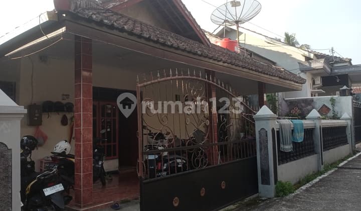 Rumah Luas Dekat Sma Taruna Nusantara Magelang