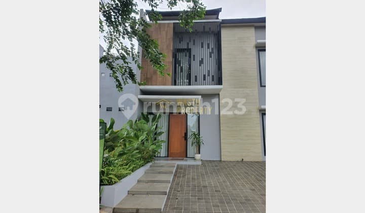Promo Rumah 2 Lantai Cibinong, Strategis & Aman 24 Jam