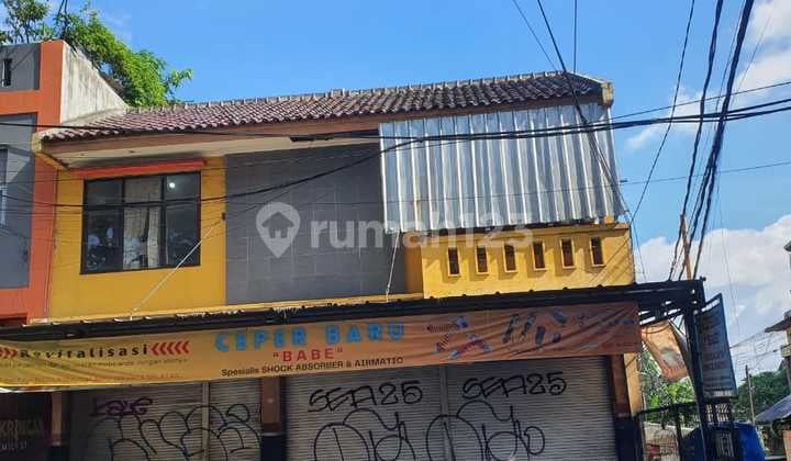 Ruko Startegis Tepi Jalan Raya di Kebayoran Baru