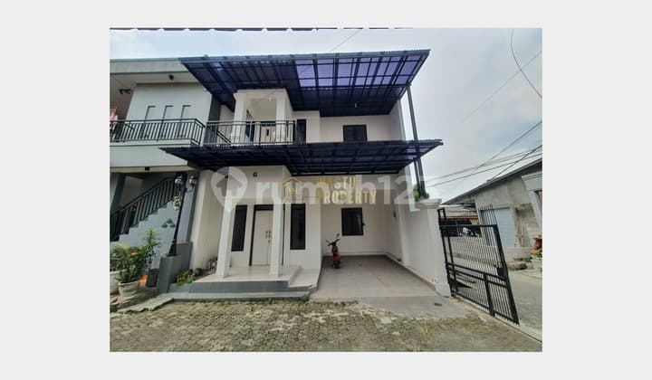 Rumah Tinggal 2 Lantai Modern Dekat Super Indo Gandul