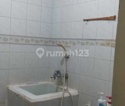 Dijual Rumah 2 Setengah Lantai Siap Huni Lokasi Strategis