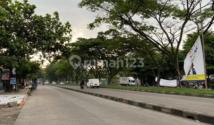 Tanah Soekarno Hatta Gedebage Mainroad Arah ke kota Bandung