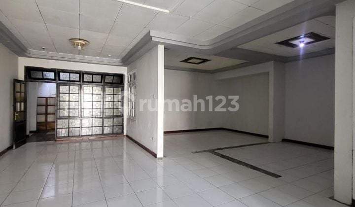 Business Suitable House on Mainroad Sukanagara Antapani