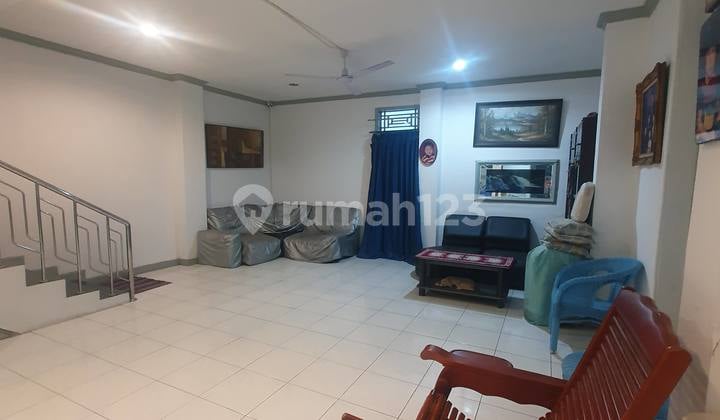 Dijual Rumah 2 Lantai Terawat Di Jalan Garuda Tuparev Cirebon