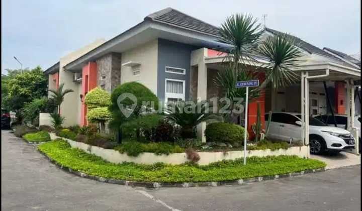Disewakan Rumah Hoek Siap Huni Di Perumahan Karisma Residence