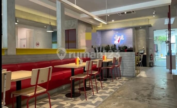 For Rent Ex-Restaurant Business Space in Downtown Cirebon