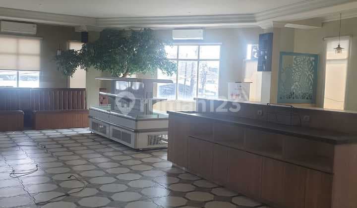 Disewakan Ruko Ex Resto 4 Lantai Di Jl. Kembar, Cirebon