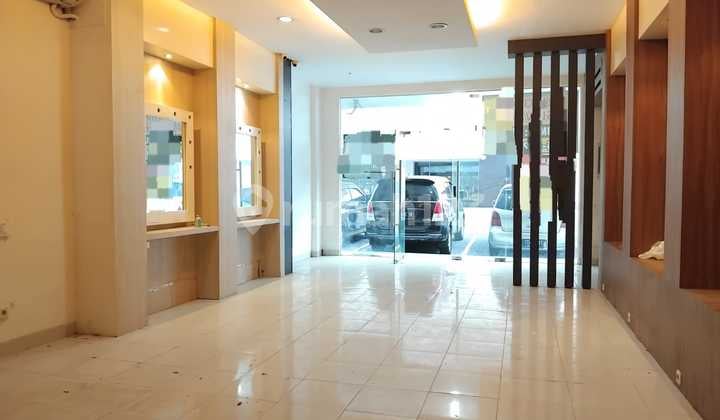 For Rent 3-Story Shop House In Csb Mall