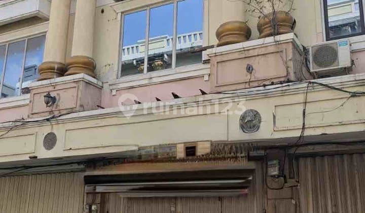 Jl.pasar Kembang,Surabaya Pusat Kota