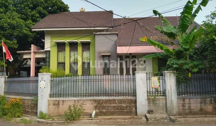 Rumah Posisi Hoek Pamulang Permai