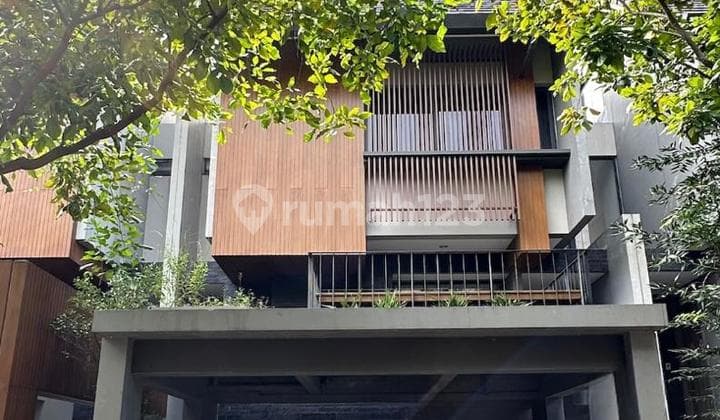 Rumah Desain Cantik 2Lantai SHM Siap Huni Lokasi di Greenwich BSD