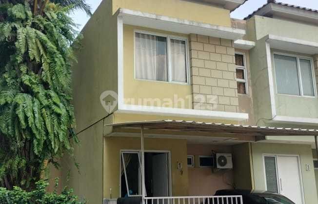RUMAH CANTIK MINIMALIS DI GADING SERPONG 2 LANTAI SIAP HUNI