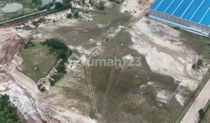 Rumah di BSD Bangunan 2,5 Lantai Full Furnish Siap Huni Lokasi Bagus
