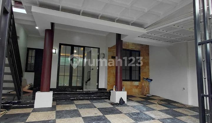 House in BSD Griya Loka Brand New 2-Storey Building Ready for Occupancy