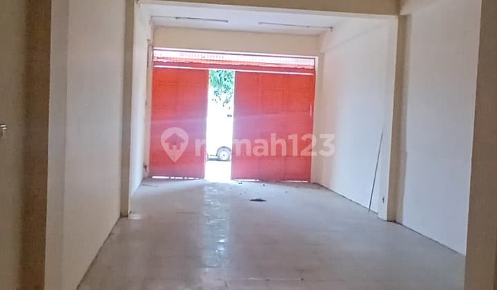 Ruko dengan Lokasi Strategis dan Mudah Dijangkau di Cipinang, Jakarta Timur